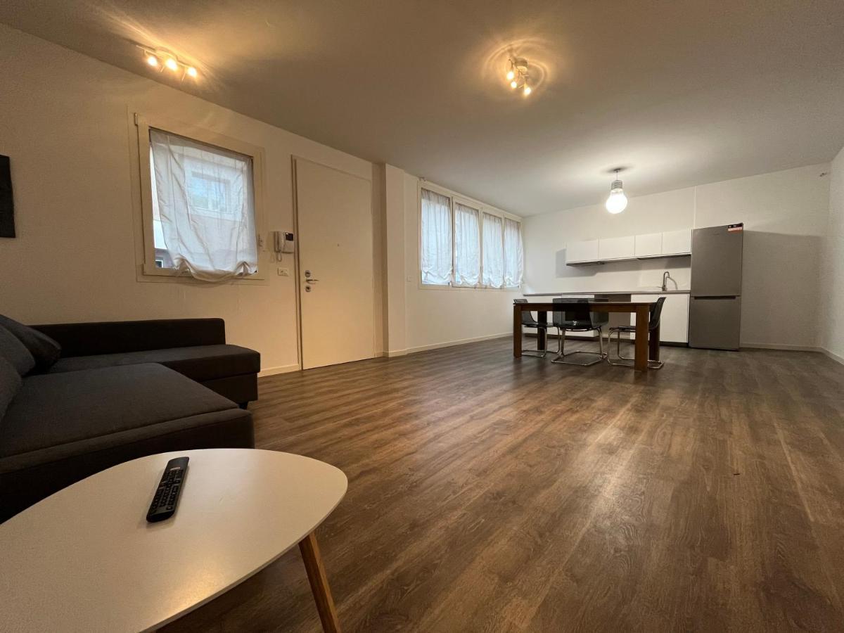 Modern Apartment - Centro Падуа Екстериор снимка