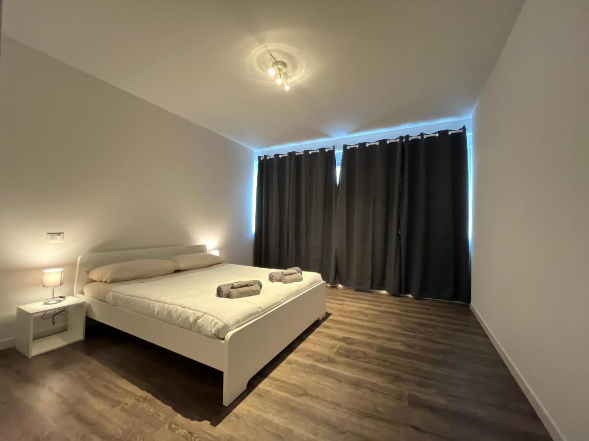 Modern Apartment - Centro Падуа Екстериор снимка